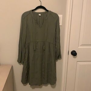 Old navy green dress